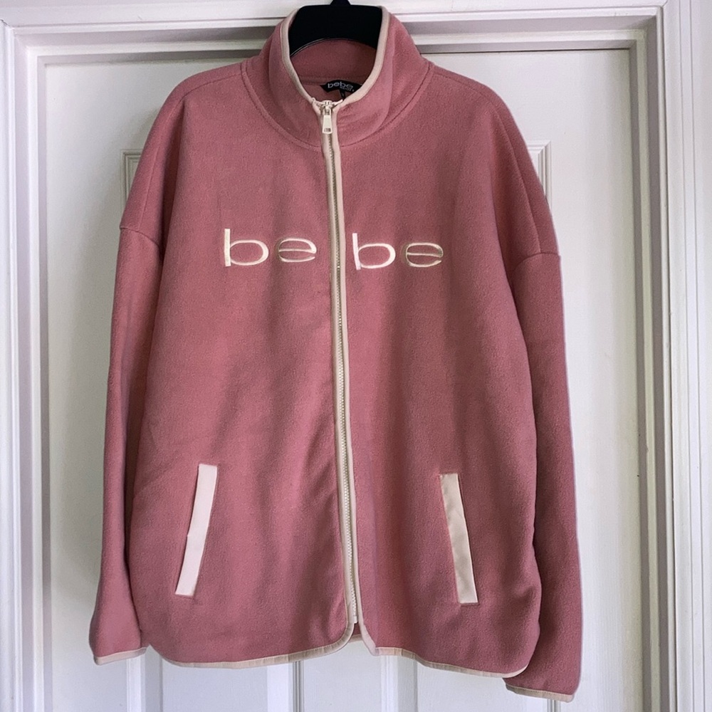NWT BEBE ladies pk fleece 1XL jacket 
Retails $104, front zipper.  $19